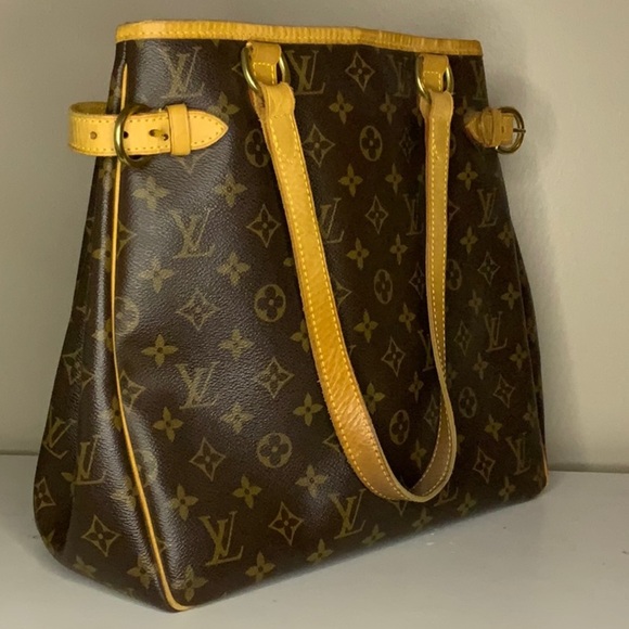 Louis Vuitton Batignolles Vertical Tote Handbag in Monogram Canvas (13" x 12") - Picture 5 of 11
